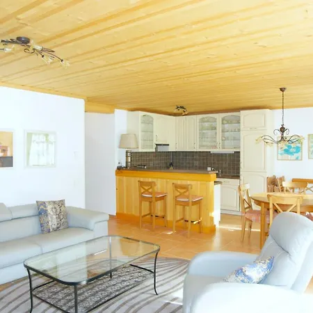 Ferienwohnung Zeppelin Apartman *